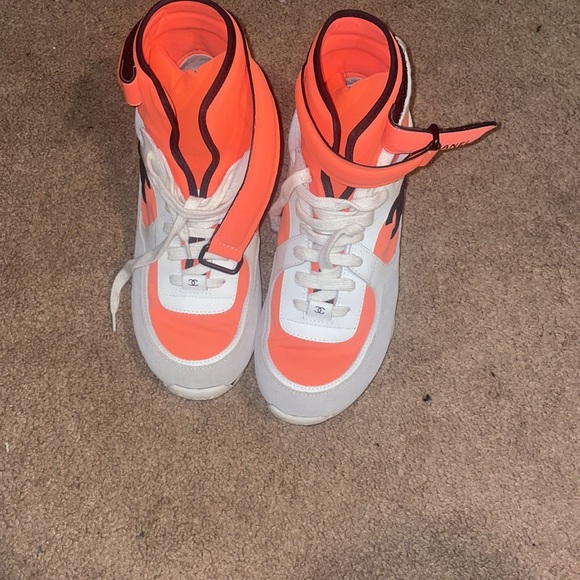 Womens Chanel sneaker size 42 - Picture 4 of 6